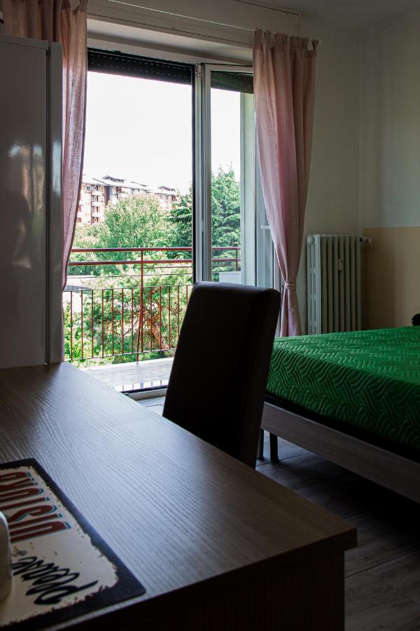Lorenteggio 209 Milan Bagian luar foto